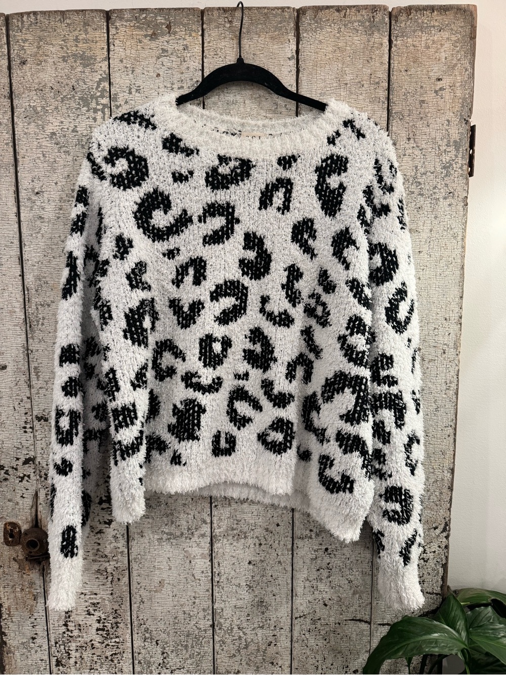 POL Women’s Small Fuzzy Leopard Print Sweater Ivory Black Cozy Shaggy Knit